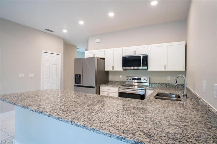 4964-4966  24th SW ST, LEHIGH ACRES, FL 33973
