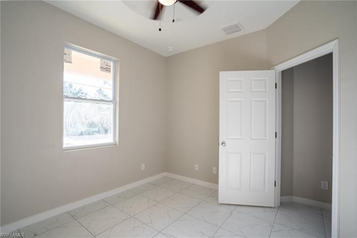 4964-4966  24th SW ST, LEHIGH ACRES, FL 33973
