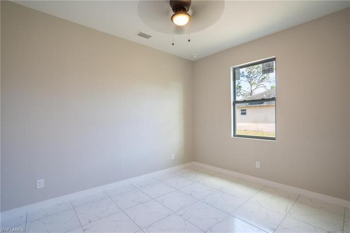 4964-4966  24th SW ST, LEHIGH ACRES, FL 33973