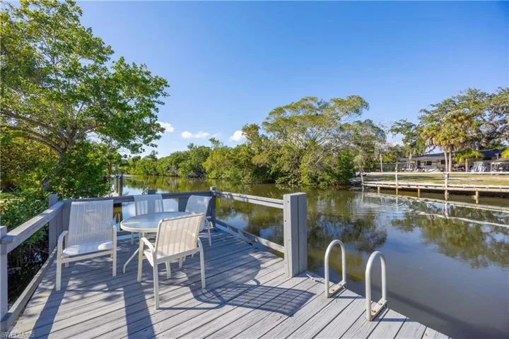 214 Riverwood Rd, Naples, Florida 34114