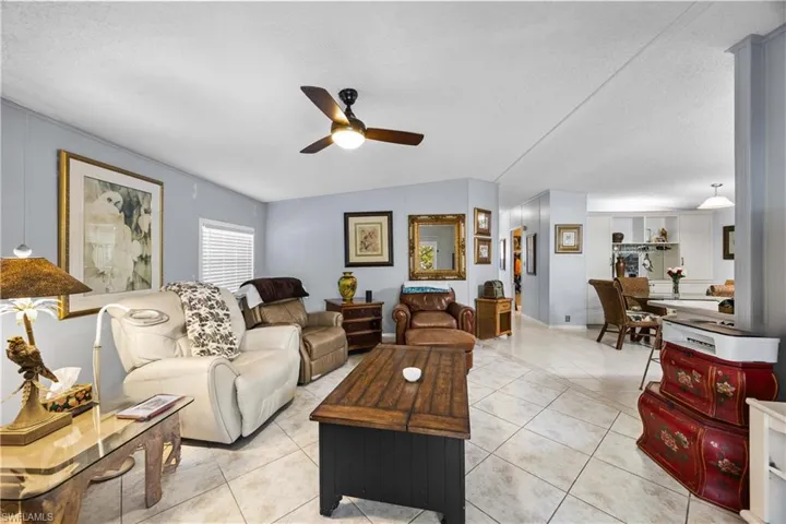 214 Riverwood Rd, Naples, Florida 34114