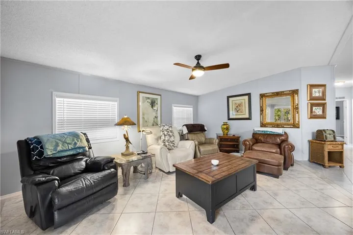 214 Riverwood Rd, Naples, Florida 34114