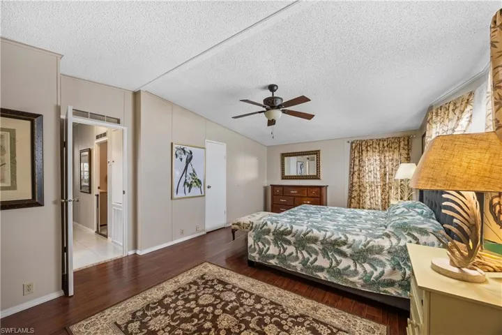 214 Riverwood Rd, Naples, Florida 34114