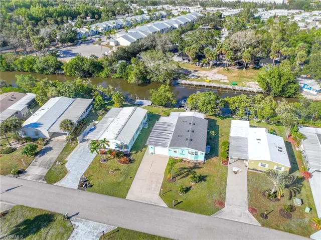214 Riverwood Rd, Naples, Florida 34114