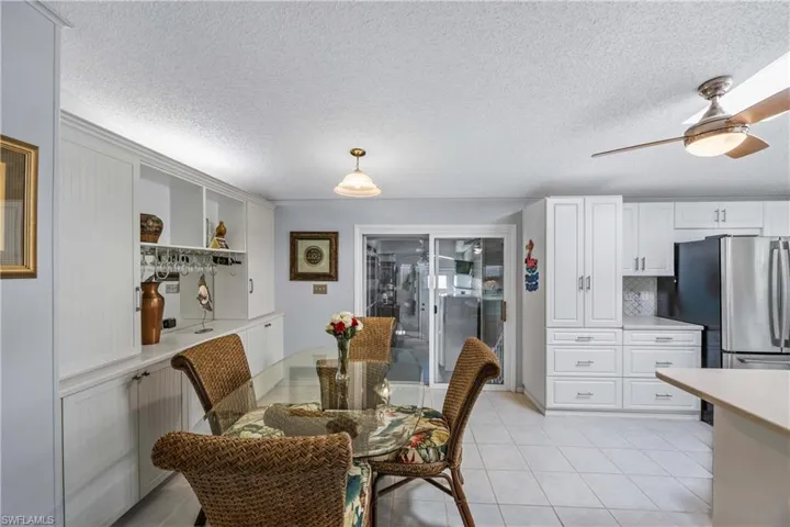 214 Riverwood Rd, Naples, Florida 34114