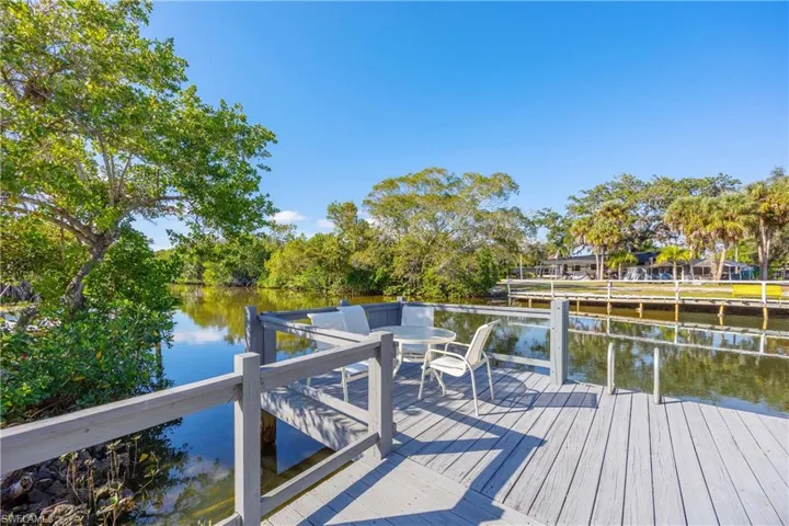 214 Riverwood Rd, Naples, Florida 34114