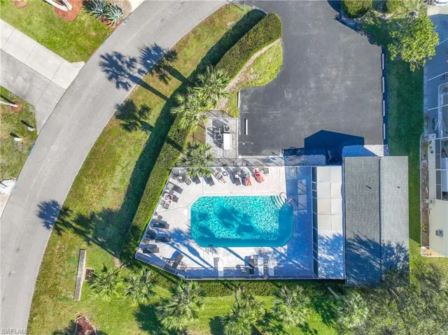 214 Riverwood Rd, Naples, Florida 34114