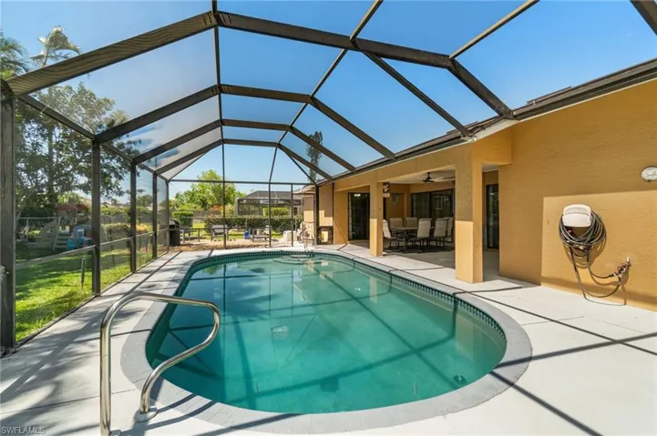 3608 SE 8th  PL, Cape Coral, FL 33904