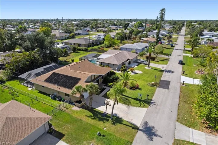 3608 SE 8th  PL, Cape Coral, FL 33904