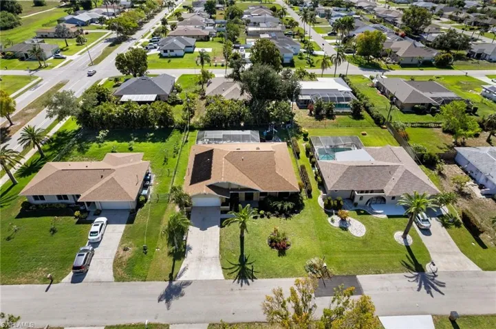 3608 SE 8th  PL, Cape Coral, FL 33904