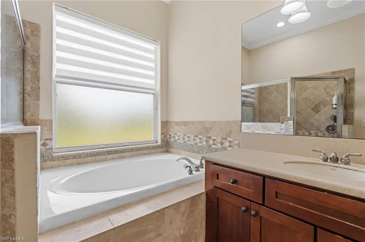 2160  Vardin  PL, Naples, FL 34120