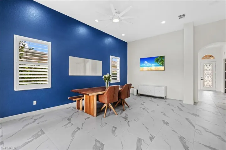 2160  Vardin  PL, Naples, FL 34120