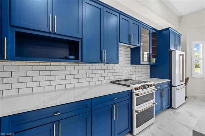 2160  Vardin  PL, Naples, FL 34120