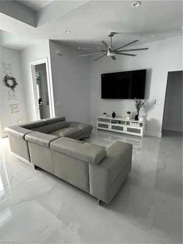 3423  24th SE AVE, Naples, FL 34117