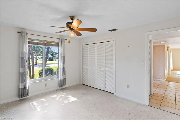 Guest bedroom.