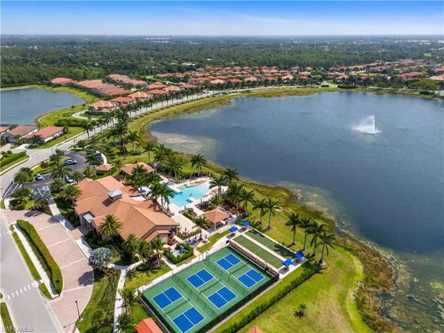 1150  Penrose  CT, Naples, FL 34113