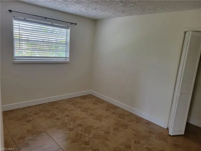 2656 Mangrove St, Naples, Florida 34112