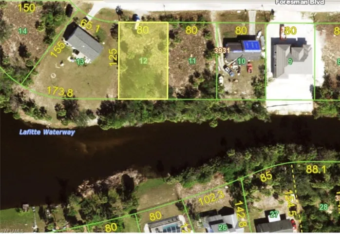 Aerial map of property and surrounding area with property boundaries highlighted