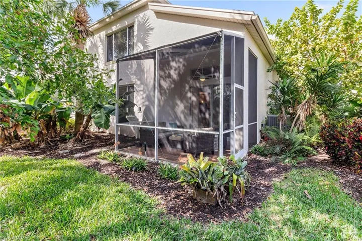14955 Sterling Oaks DR, NAPLES FL 34110