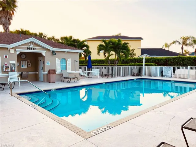 14955 Sterling Oaks DR, NAPLES FL 34110