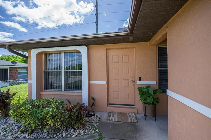 218-220 Sw 47th Ter, Cape Coral, Florida 33914
