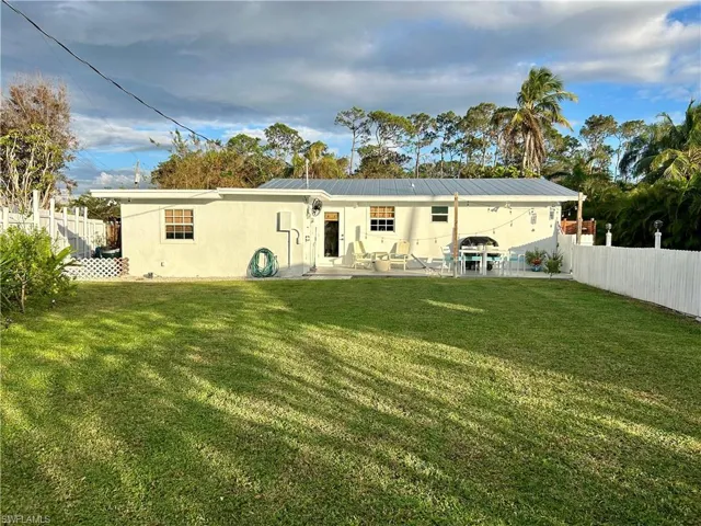 3409 Goldie Ln, Naples, Florida 34112