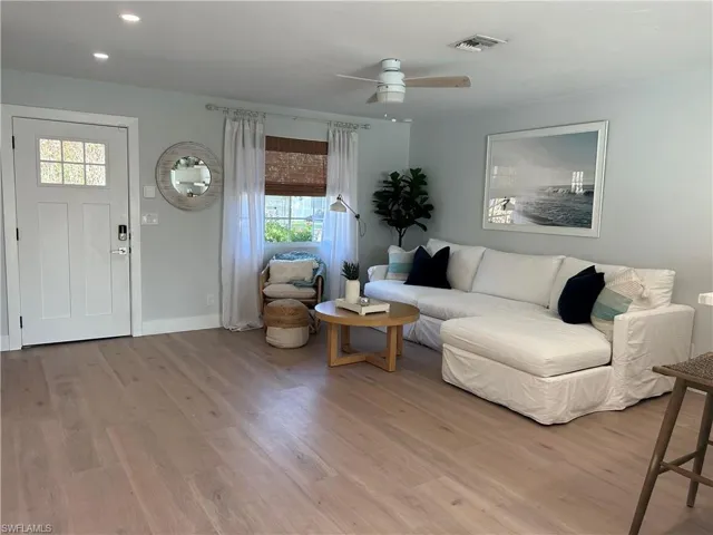 3409 Goldie Ln, Naples, Florida 34112