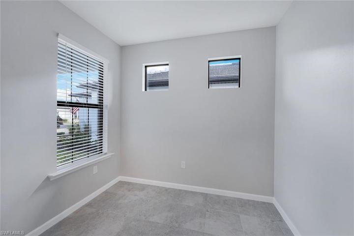 front office/den