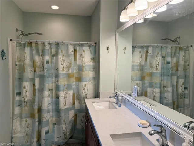 Main Bathroom with Shower