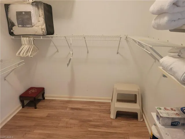 Walk-in closet