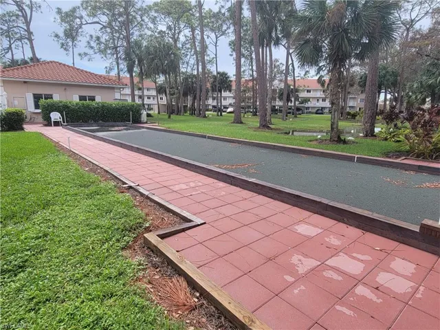 Bocce ball court