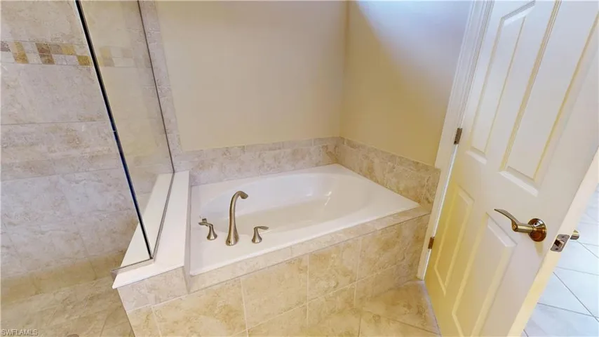 6264 Victory Dr, Ave Maria, Florida 34142