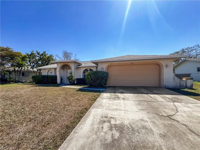 208 SE 17th  ST, Cape Coral, FL 33990