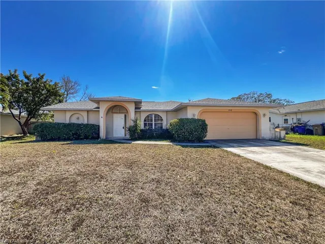 208 SE 17th  ST, Cape Coral, FL 33990