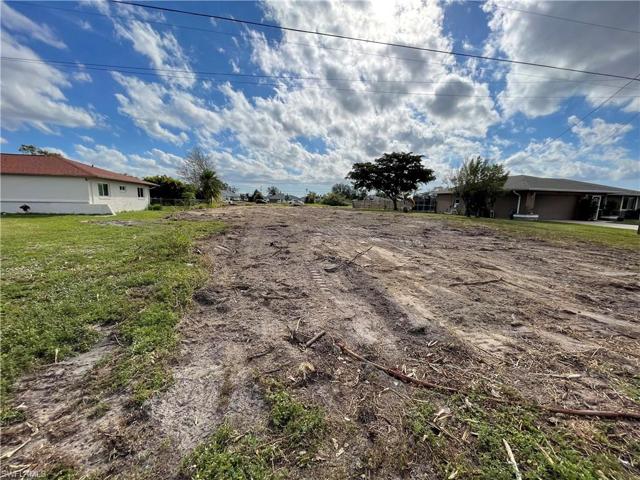 410 NE Van Loon  LN, CAPE CORAL, FL 33909