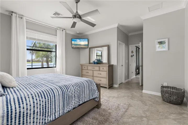 Newly updated ceiling fan.