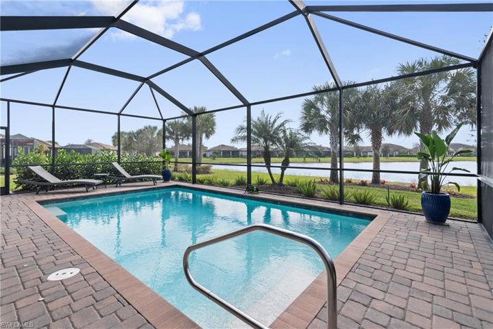 Southern exposure gives you the perfect amount of direct sun in winter and more shade in summer when it's needed most.