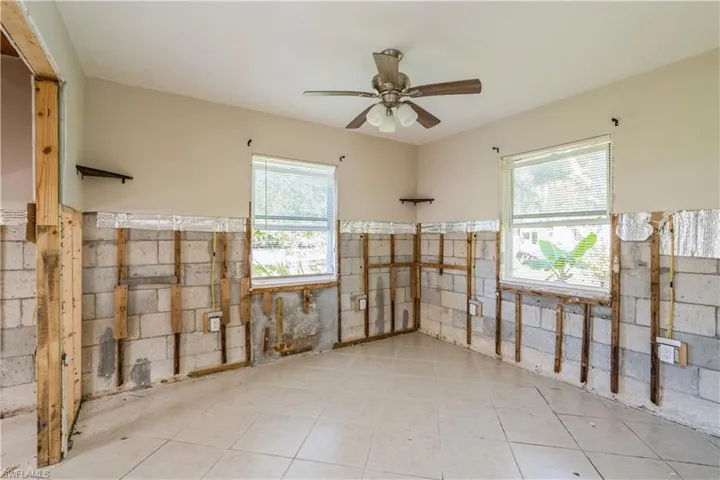 2705 Michigan Ave, Fort Myers Fl 33916
