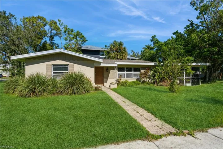 2705 Michigan Ave, Fort Myers Fl 33916