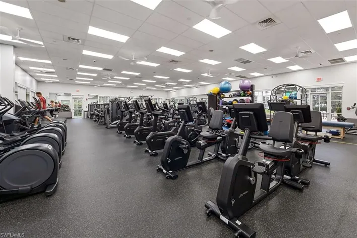 25060  Bay Cedar  DR, Bonita Springs, FL 34134
