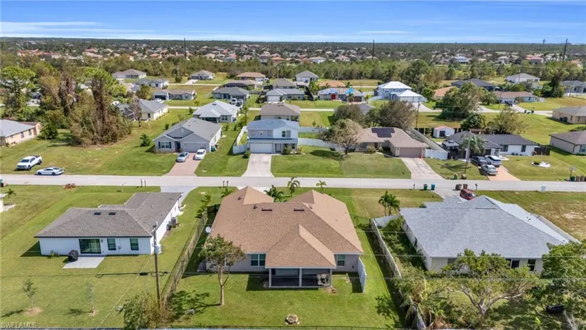Drone / aerial view featuring a residential view