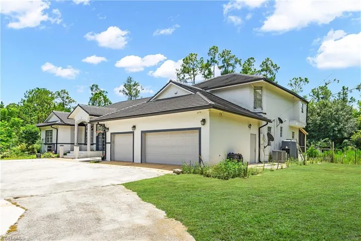 3420 72nd Ave Ne, Naples, Florida 34120