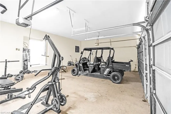 3420 72nd Ave Ne, Naples, Florida 34120