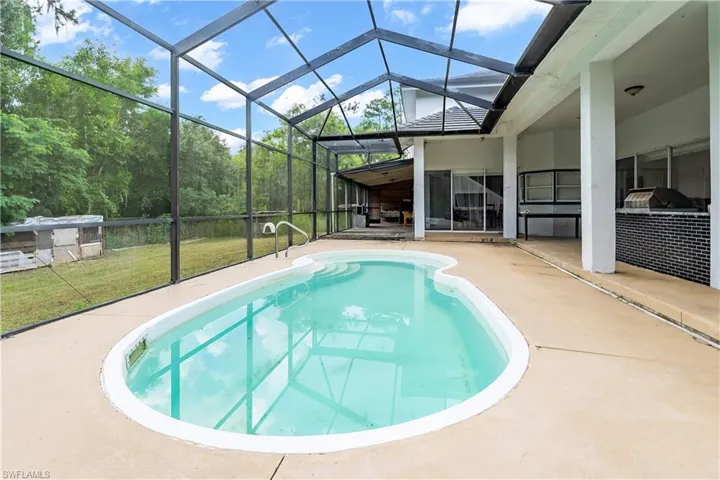 3420 72nd Ave Ne, Naples, Florida 34120