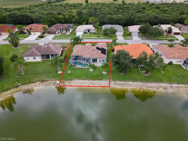 752  Grand Rapids  BLVD, Naples, FL 34120