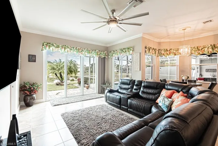 752  Grand Rapids  BLVD, Naples, FL 34120