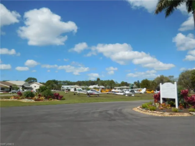Fly-in at Wing South Airpark