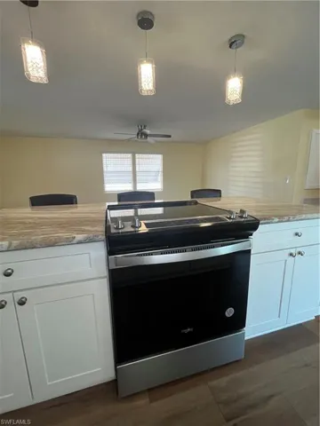 3036  Longview  LN, North Fort Myers, FL 33917