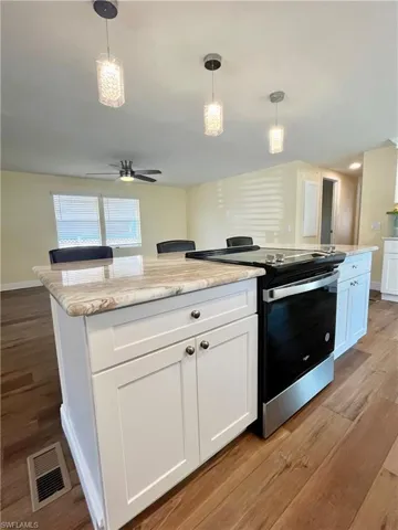 3036  Longview  LN, North Fort Myers, FL 33917