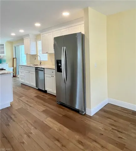 3036  Longview  LN, North Fort Myers, FL 33917